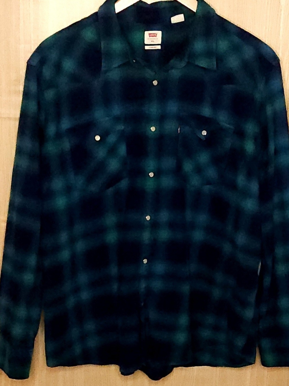 Levi’s men’s blue green flannel pearl snap down shirt XXL